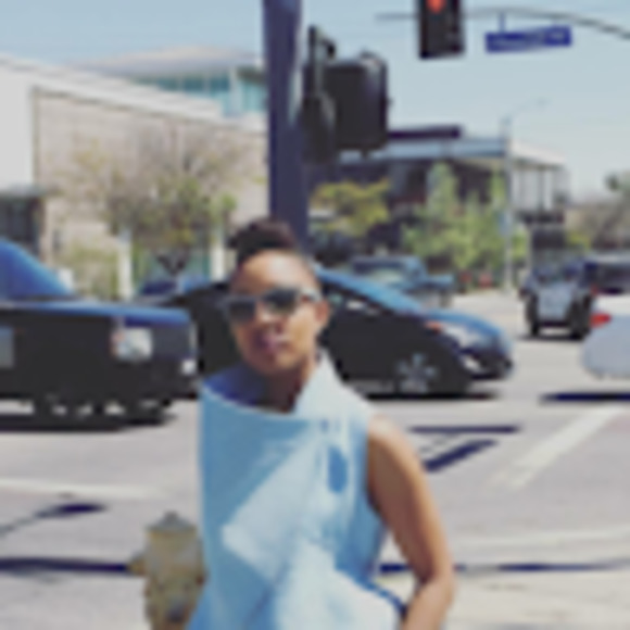 Meet your Posher, Hermethia - Picture 1 of 1